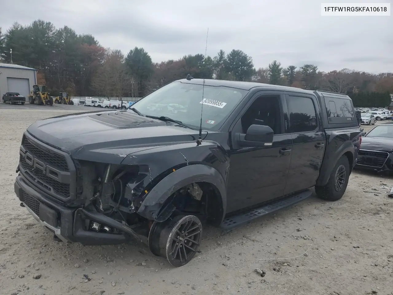 1FTFW1RG5KFA10618 2019 Ford F150 Raptor