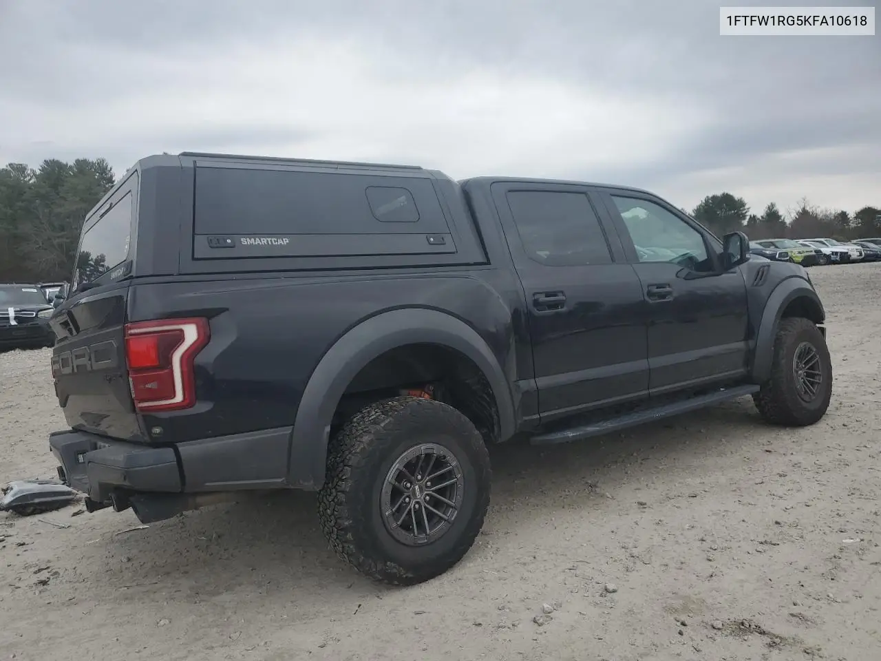 1FTFW1RG5KFA10618 2019 Ford F150 Raptor