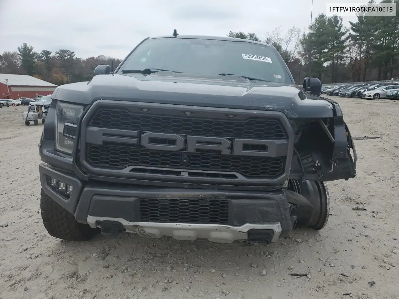 1FTFW1RG5KFA10618 2019 Ford F150 Raptor