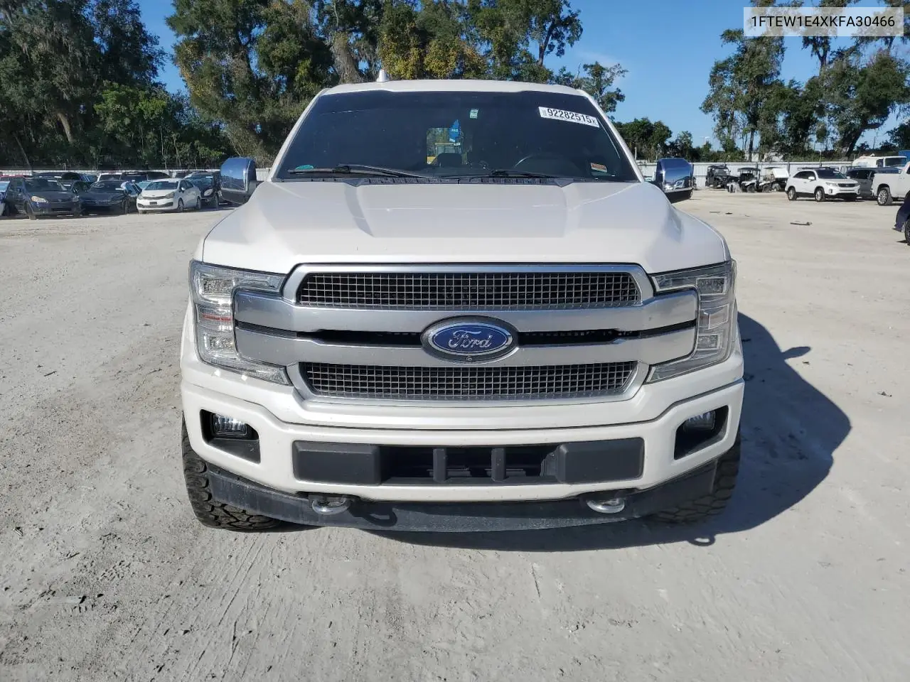 1FTEW1E4XKFA30466 2019 Ford F150 Supercrew