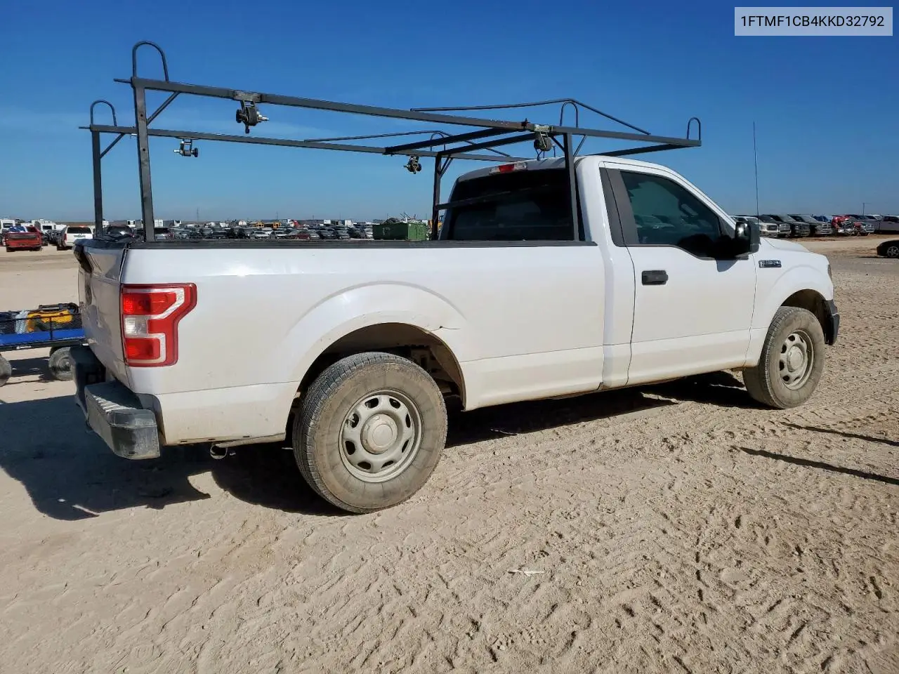 1FTMF1CB4KKD32792 2019 Ford F150