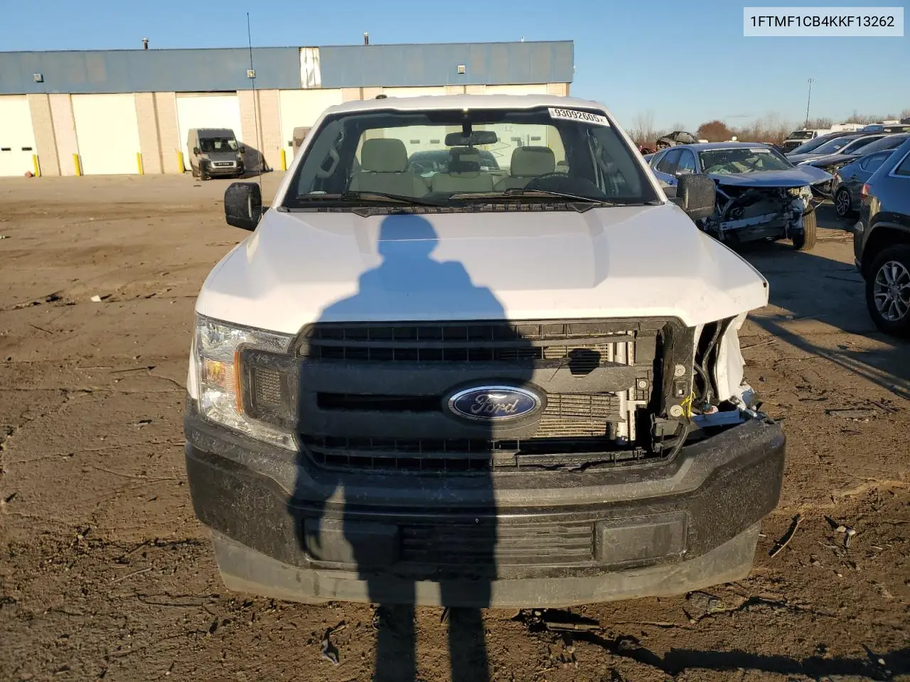 1FTMF1CB4KKF13262 2019 Ford F150