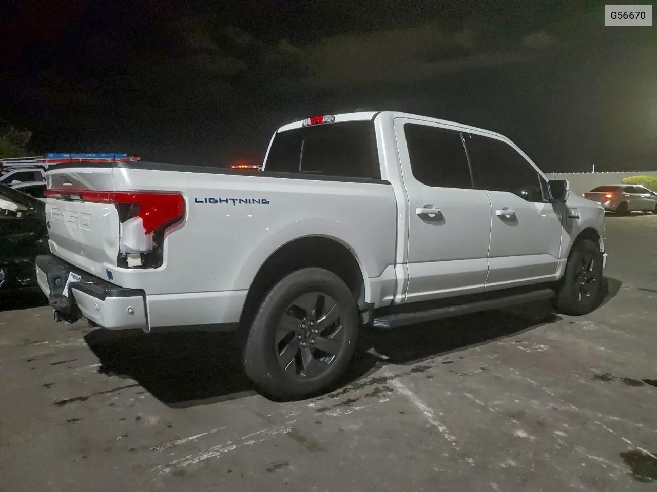 G56670 2023 Ford F150 Light
