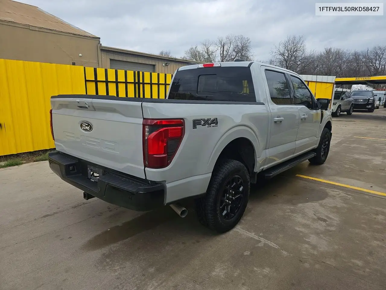1FTFW3L50RKD58427 2024 Ford F150 Xlt
