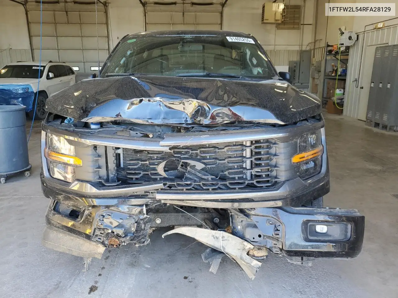 1FTFW2L54RFA28129 2024 Ford F150 Stx