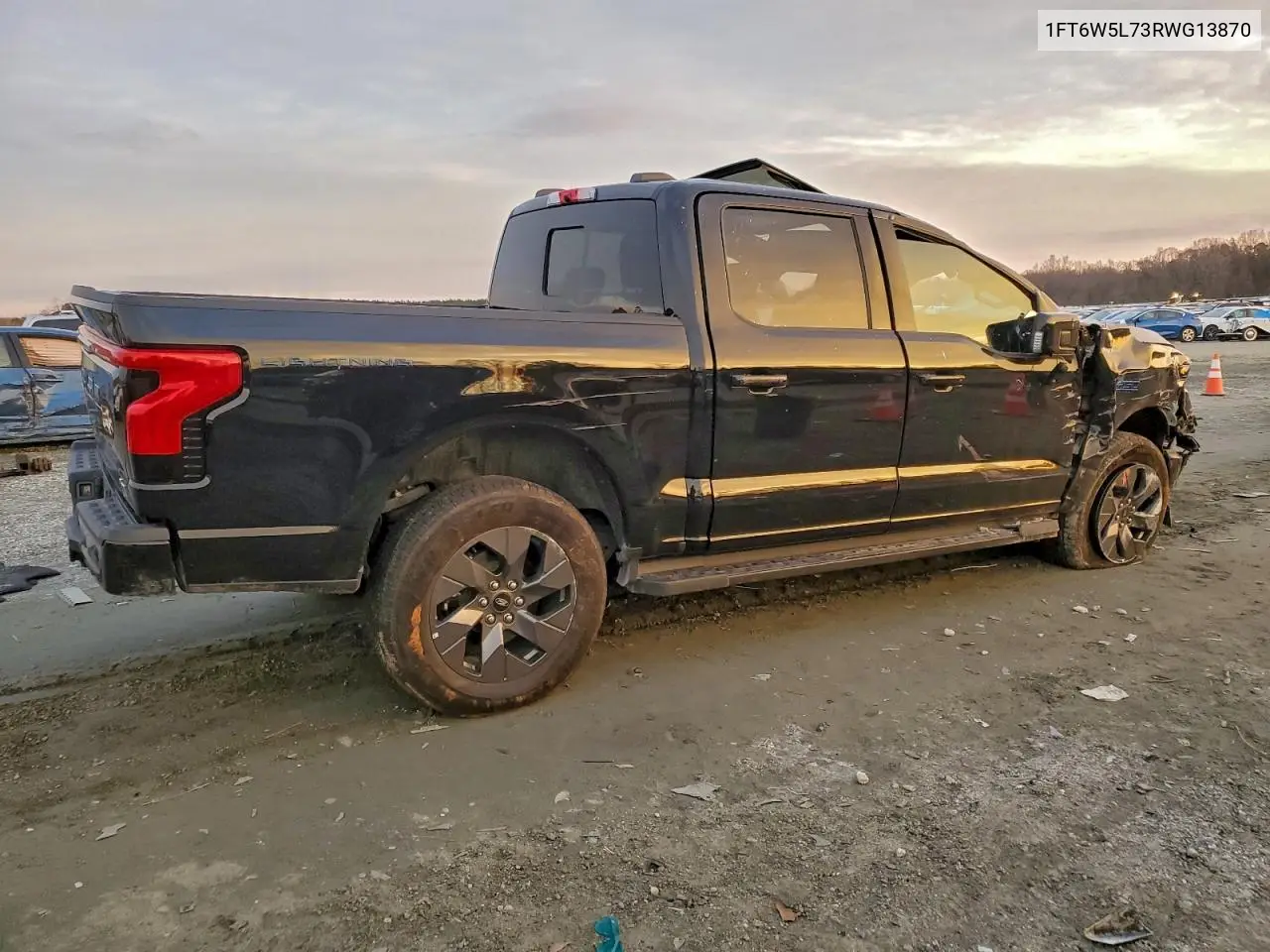 1FT6W5L73RWG13870 2024 Ford F150 Lightning Lariat