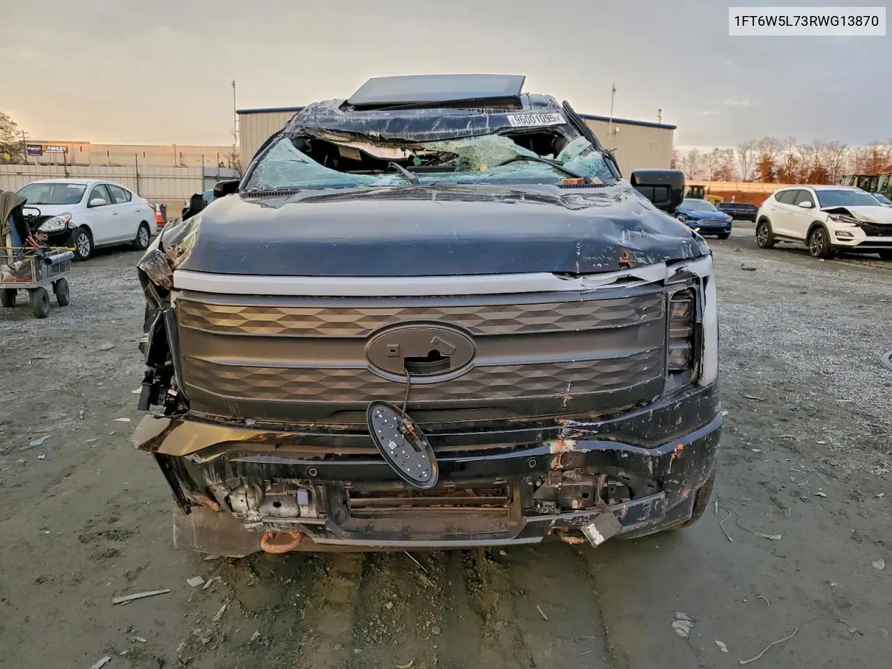1FT6W5L73RWG13870 2024 Ford F150 Lightning Lariat