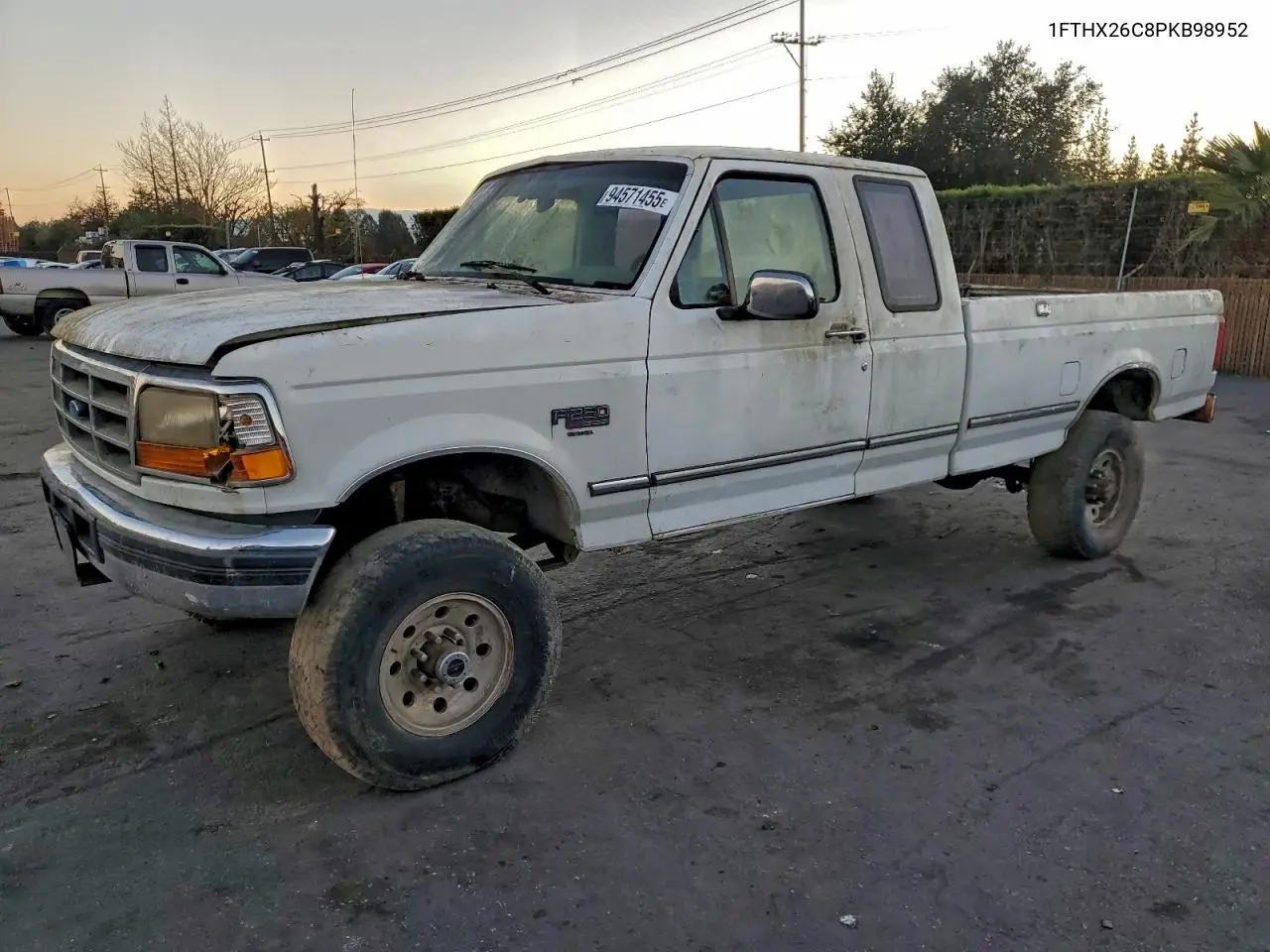 1FTHX26C8PKB98952 1993 Ford F250