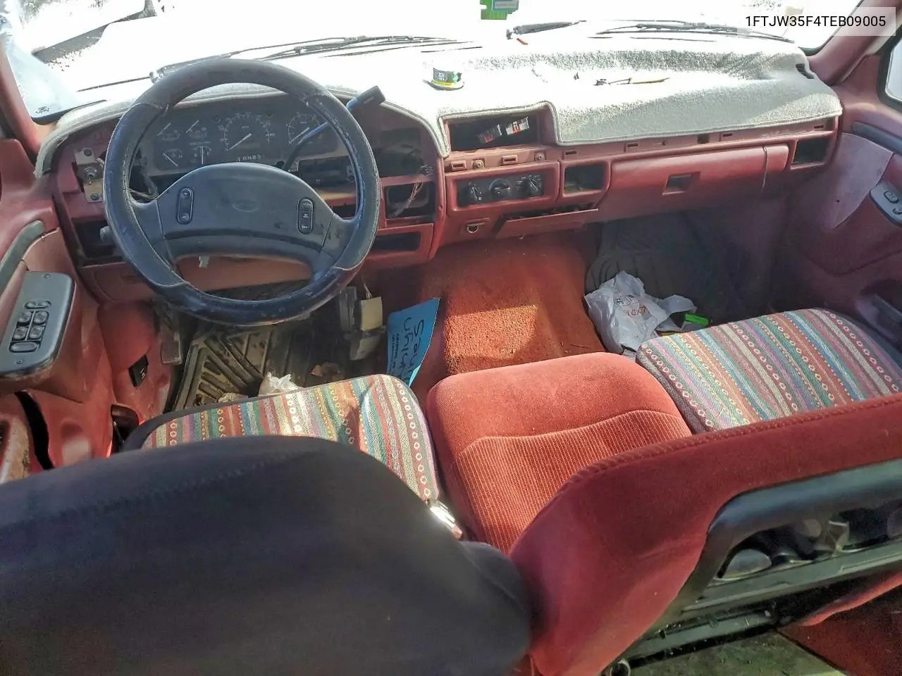 1FTJW35F4TEB09005 1996 Ford F350