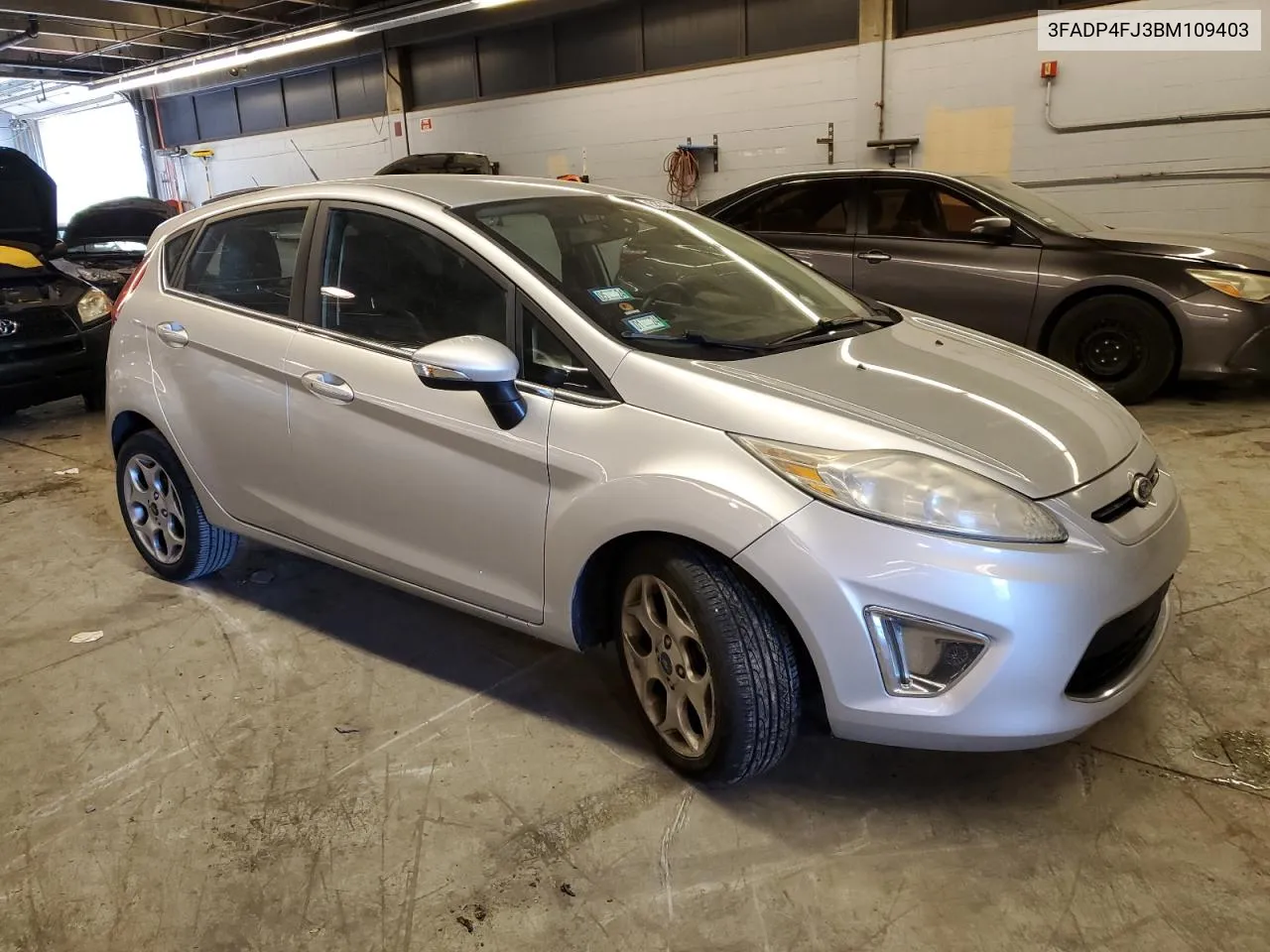 2011 Ford Fiesta Ses VIN: 3FADP4FJ3BM109403 Lot: 53321694