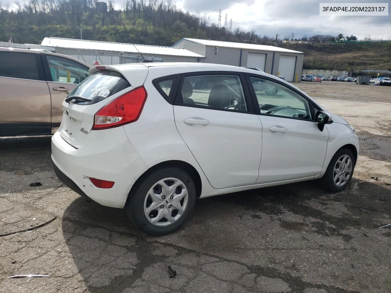 3FADP4EJ2DM223137 2013 Ford Fiesta Se