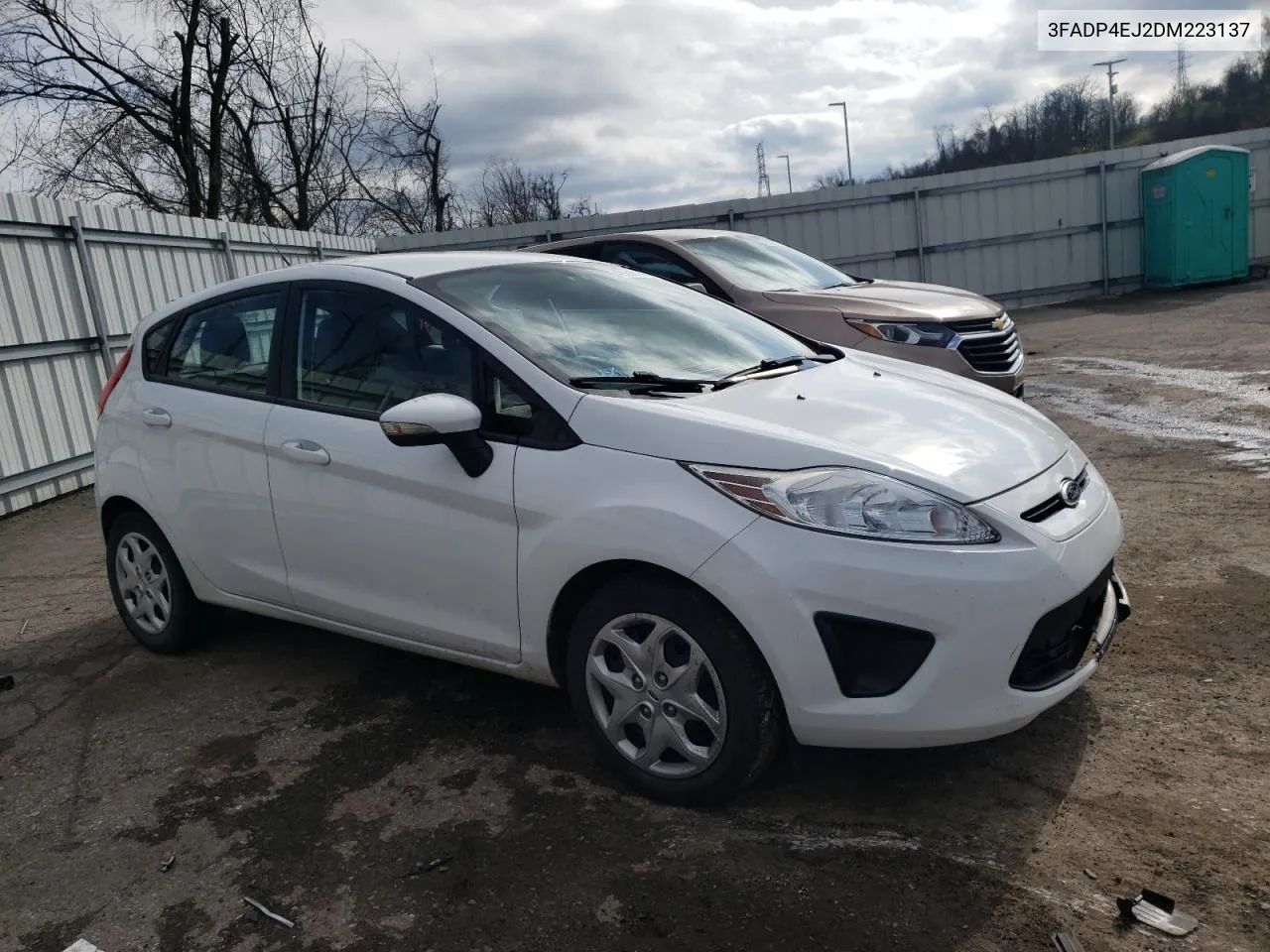 3FADP4EJ2DM223137 2013 Ford Fiesta Se