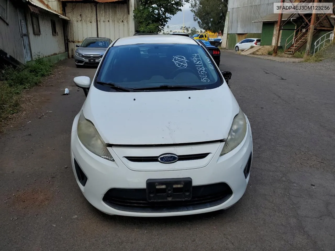 3FADP4EJ3DM123256 2013 Ford Fiesta Se