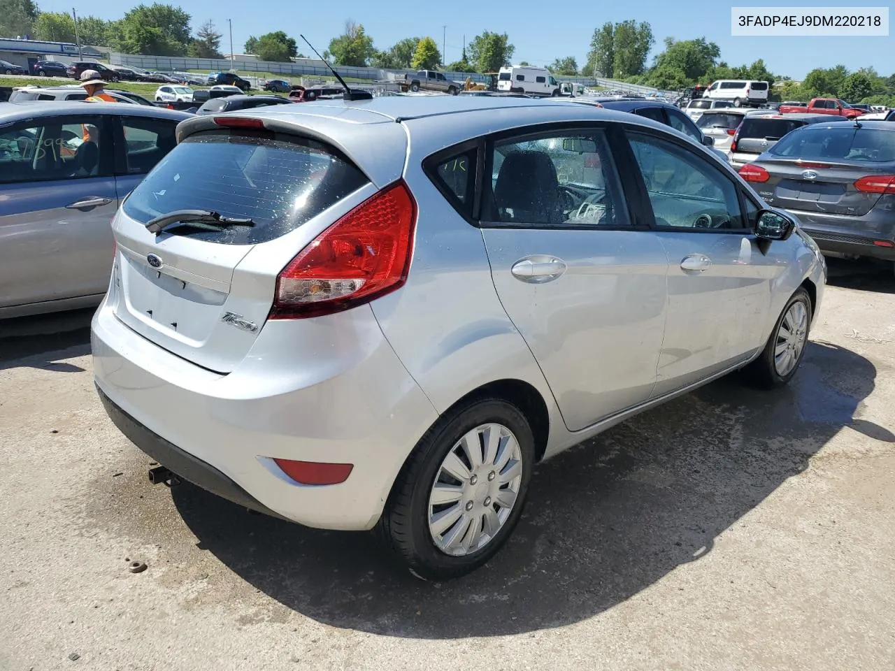 3FADP4EJ9DM220218 2013 Ford Fiesta Se