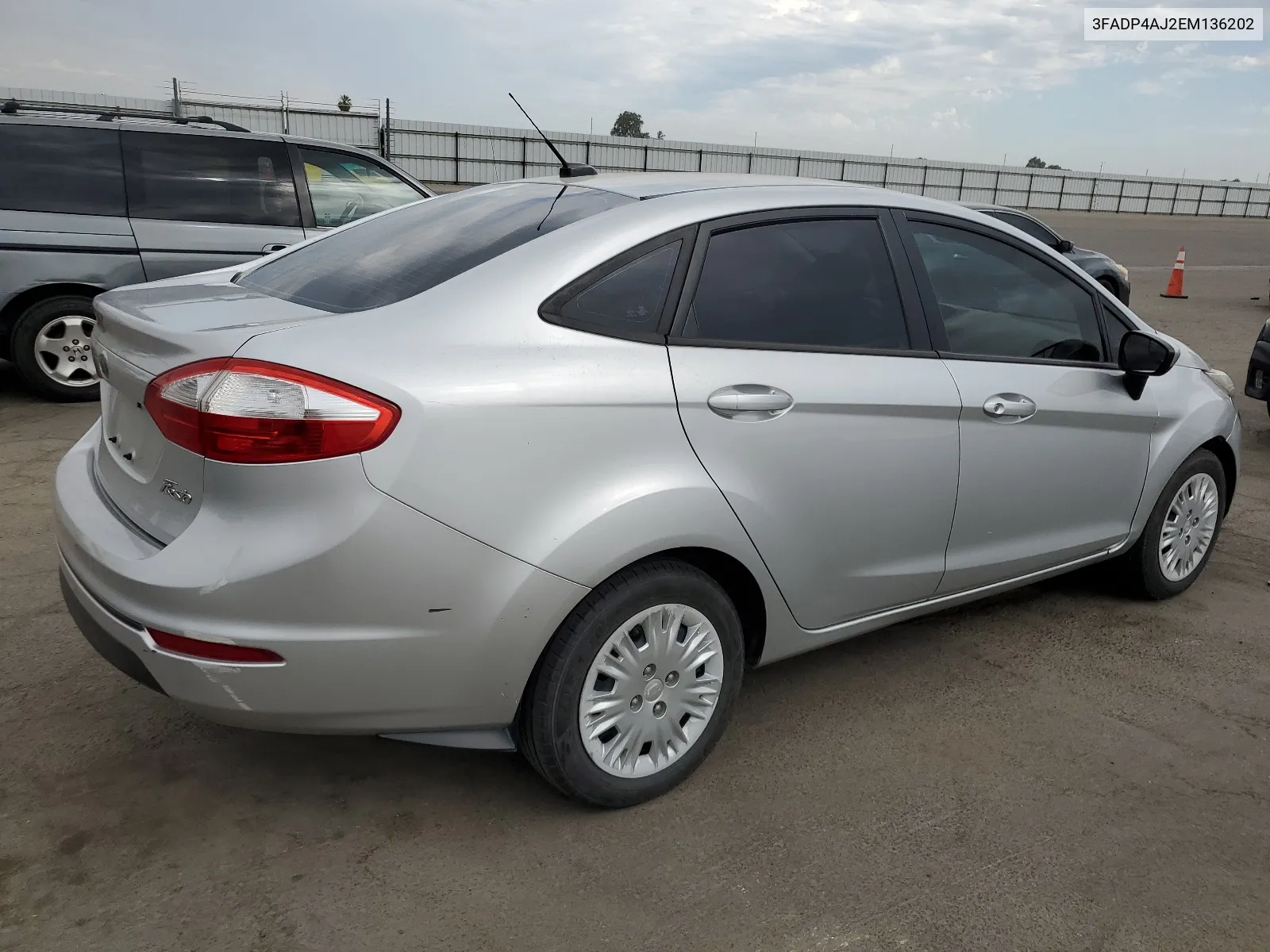 2014 Ford Fiesta S VIN: 3FADP4AJ2EM136202 Lot: 65848754