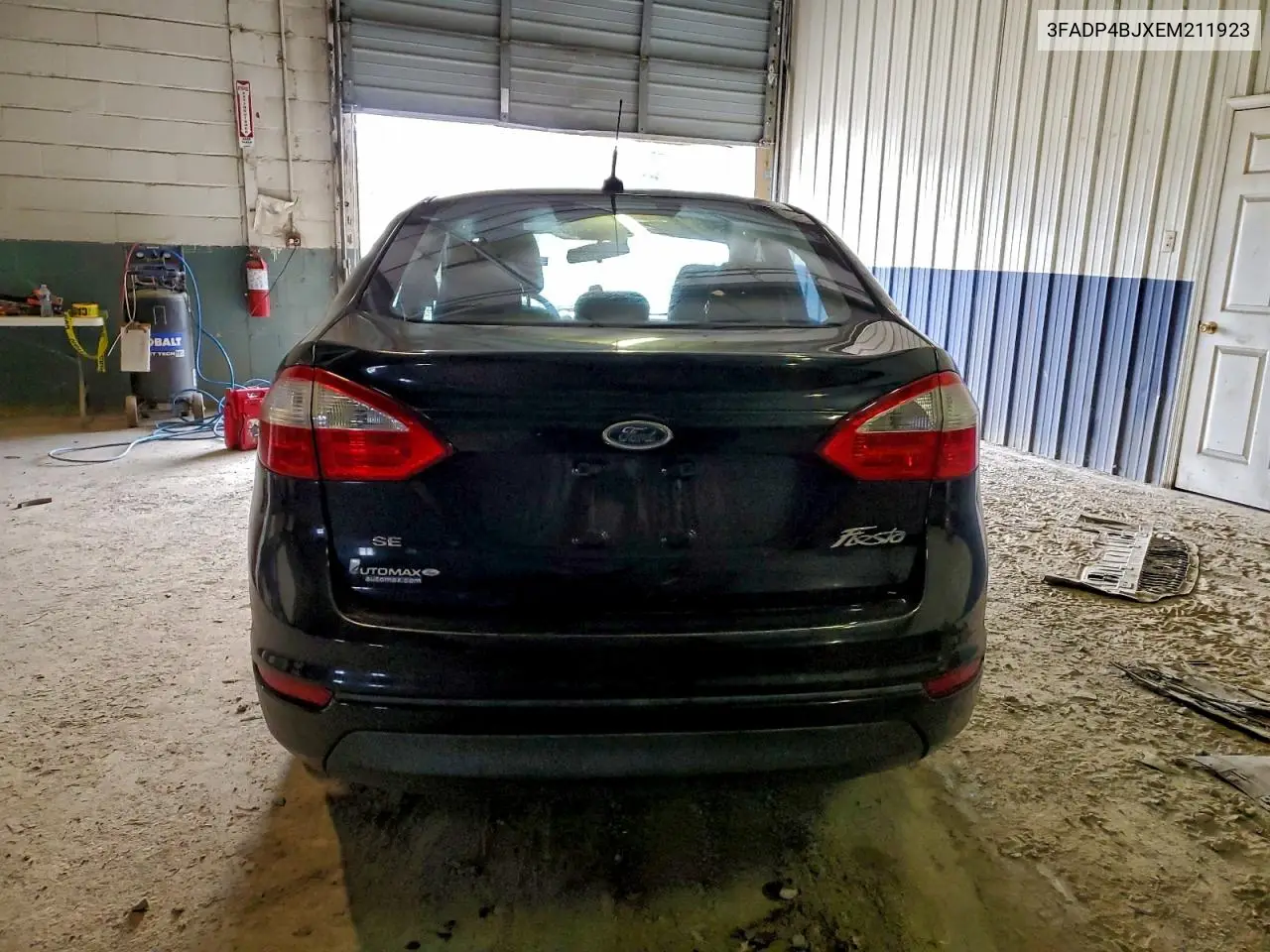 3FADP4BJXEM211923 2014 Ford Fiesta Se