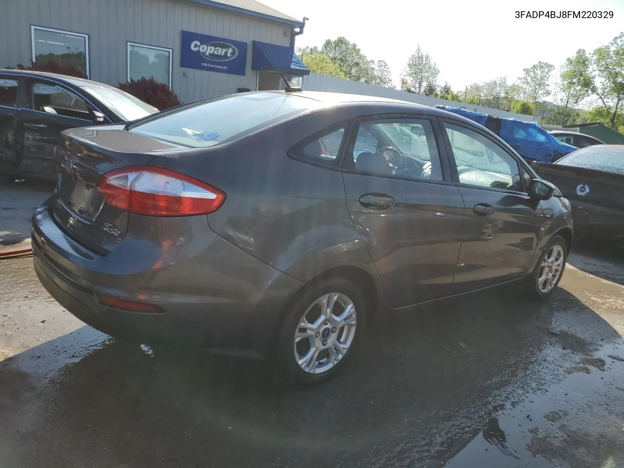 3FADP4BJ8FM220329 2015 Ford Fiesta Se