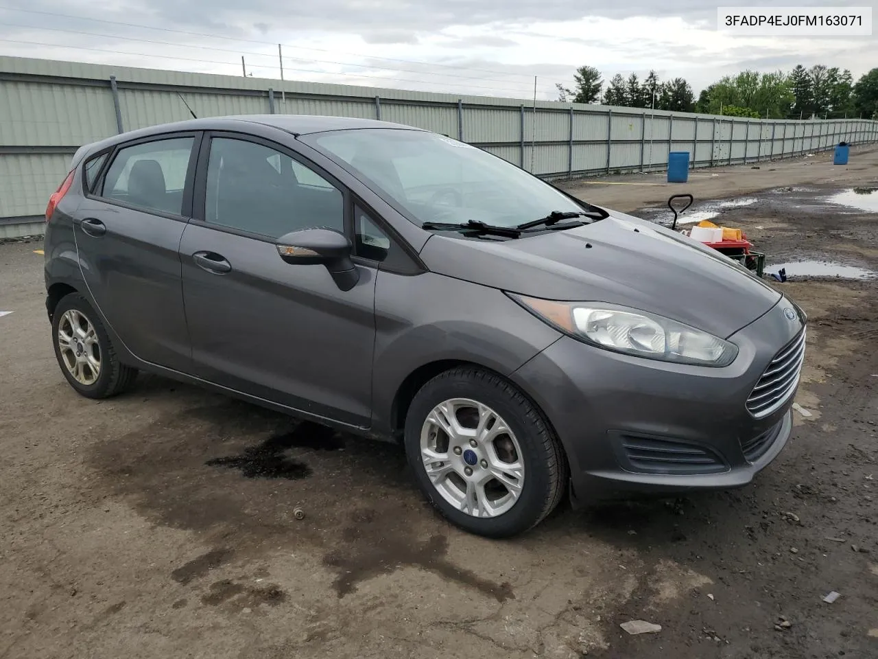 3FADP4EJ0FM163071 2015 Ford Fiesta Se