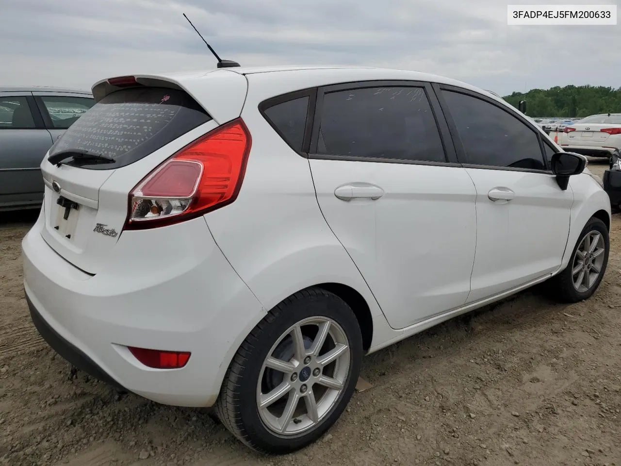 3FADP4EJ5FM200633 2015 Ford Fiesta Se