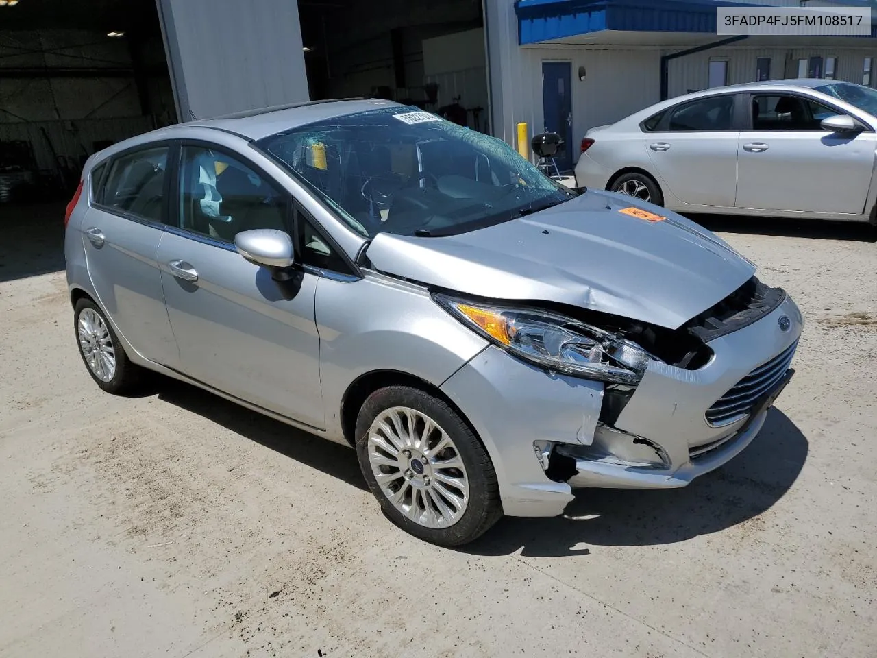 3FADP4FJ5FM108517 2015 Ford Fiesta Titanium