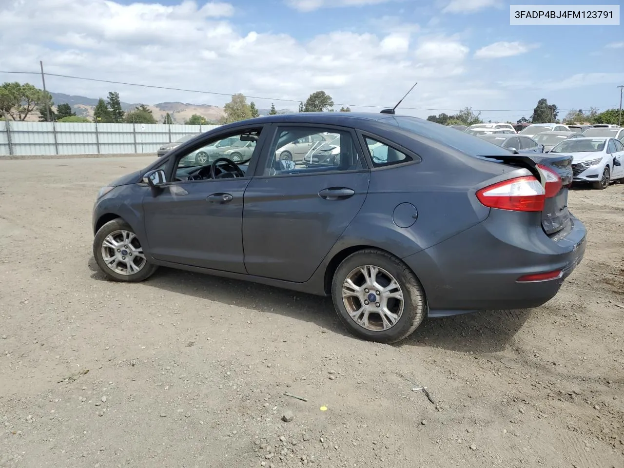 3FADP4BJ4FM123791 2015 Ford Fiesta Se