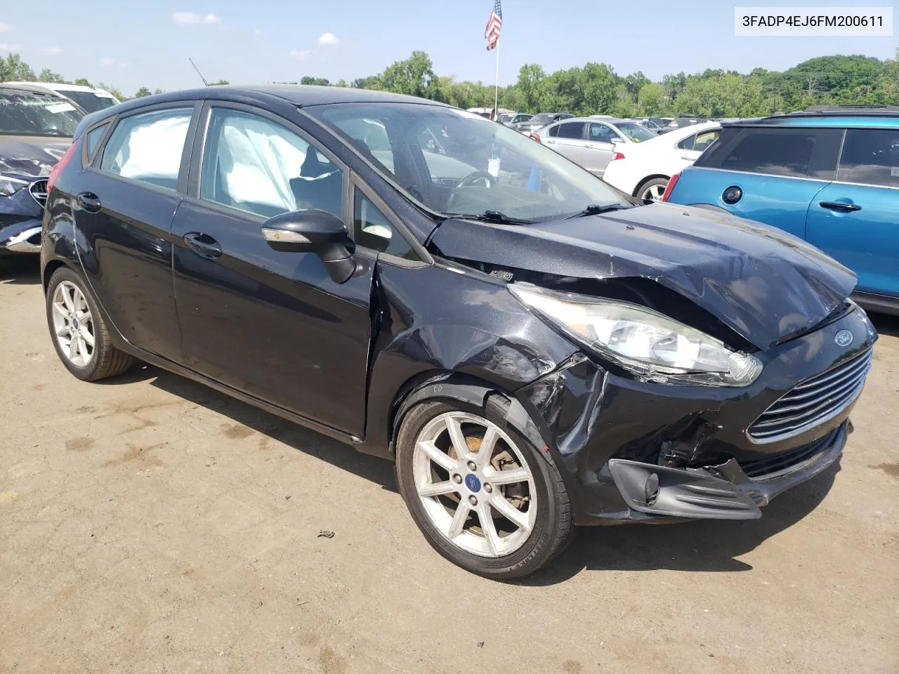 3FADP4EJ6FM200611 2015 Ford Fiesta Se