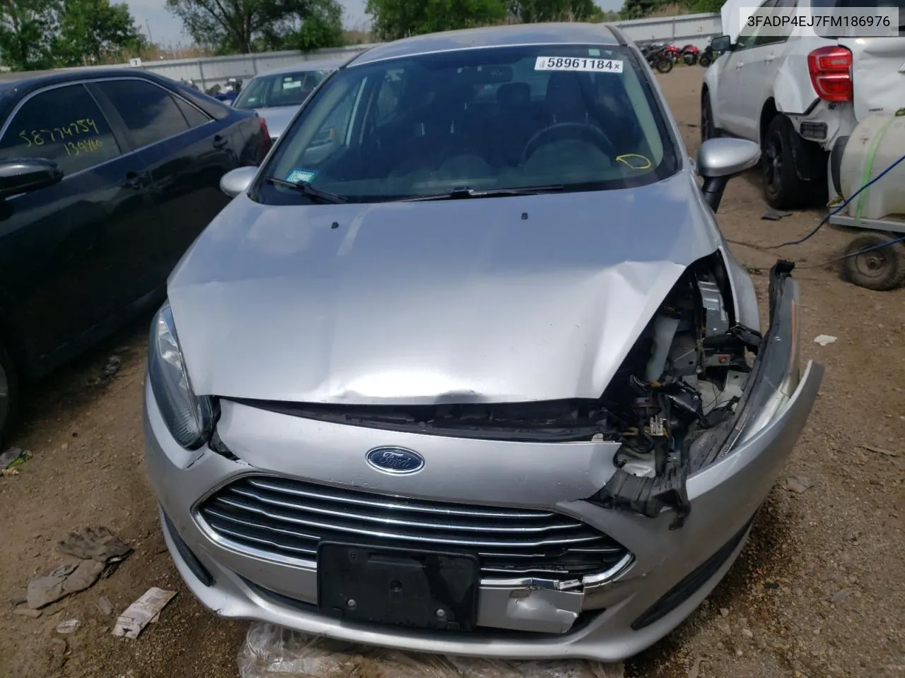 3FADP4EJ7FM186976 2015 Ford Fiesta Se