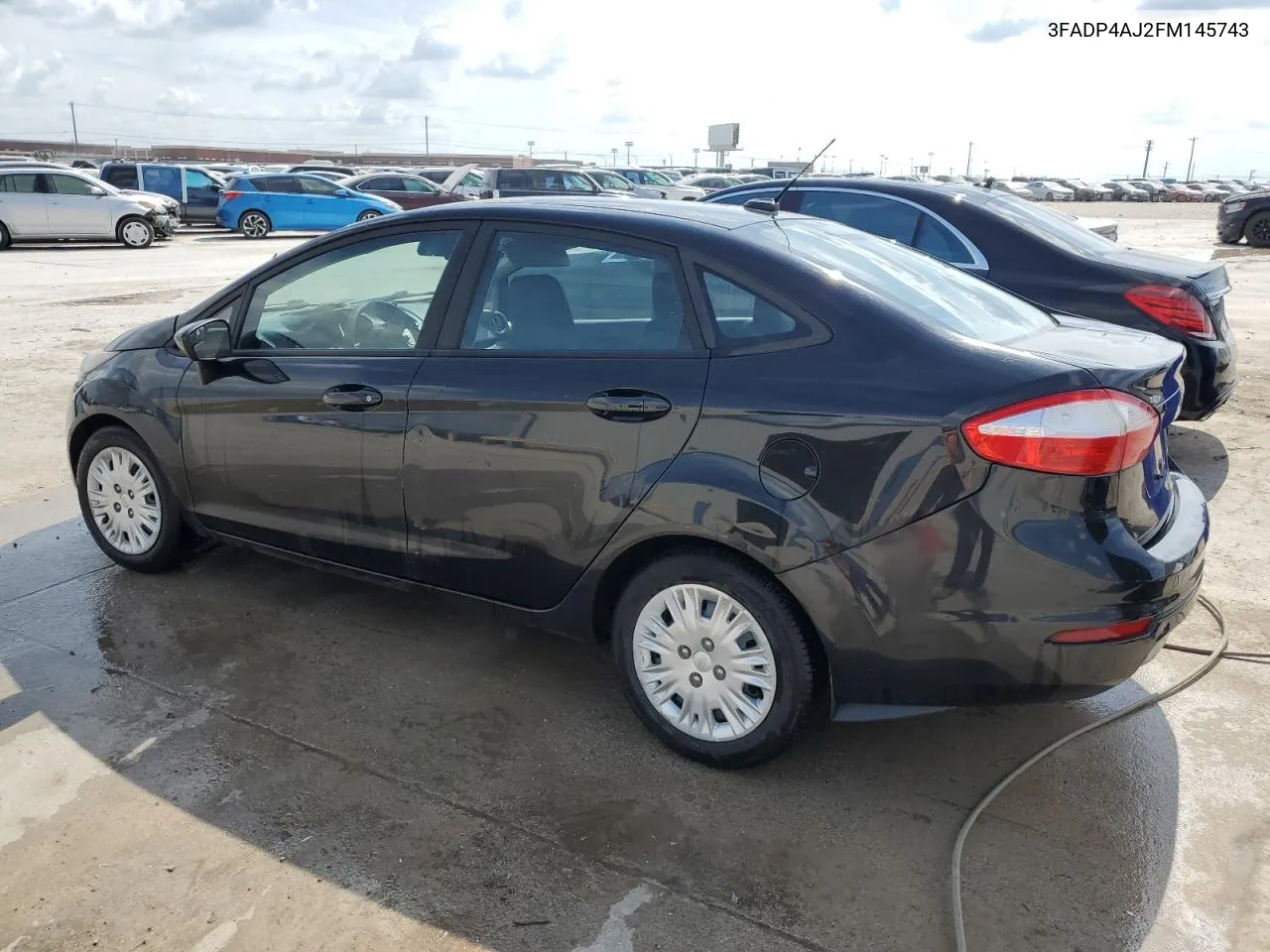 3FADP4AJ2FM145743 2015 Ford Fiesta S