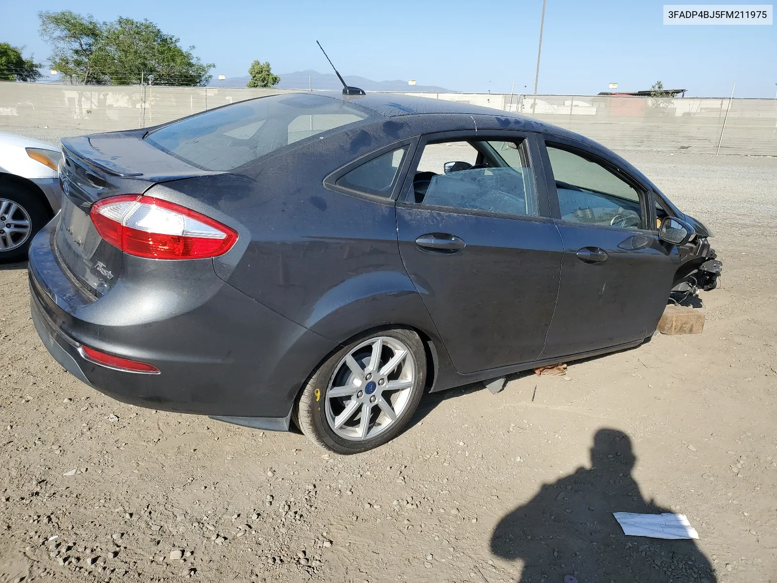 3FADP4BJ5FM211975 2015 Ford Fiesta Se