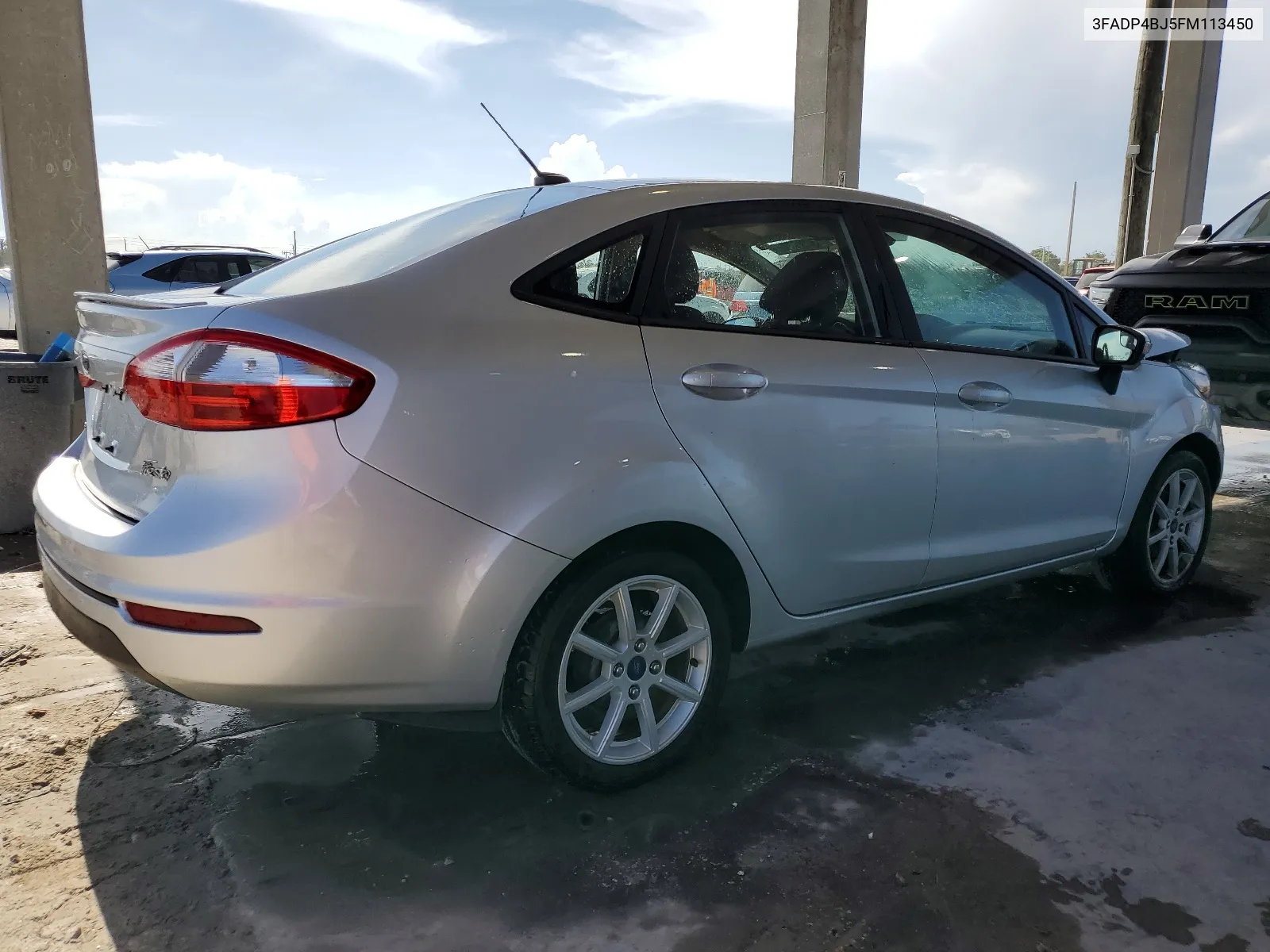 3FADP4BJ5FM113450 2015 Ford Fiesta Se