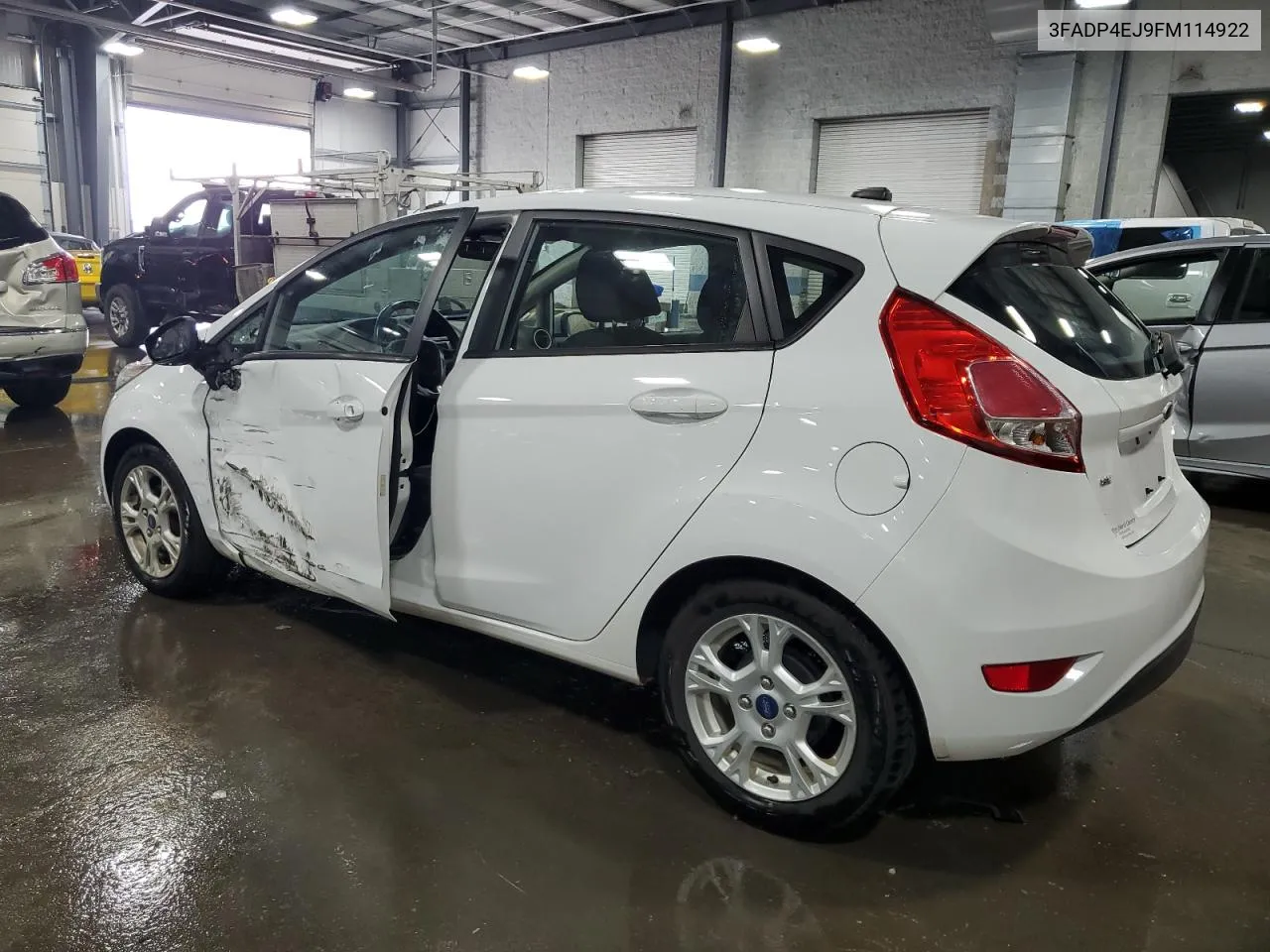 3FADP4EJ9FM114922 2015 Ford Fiesta Se