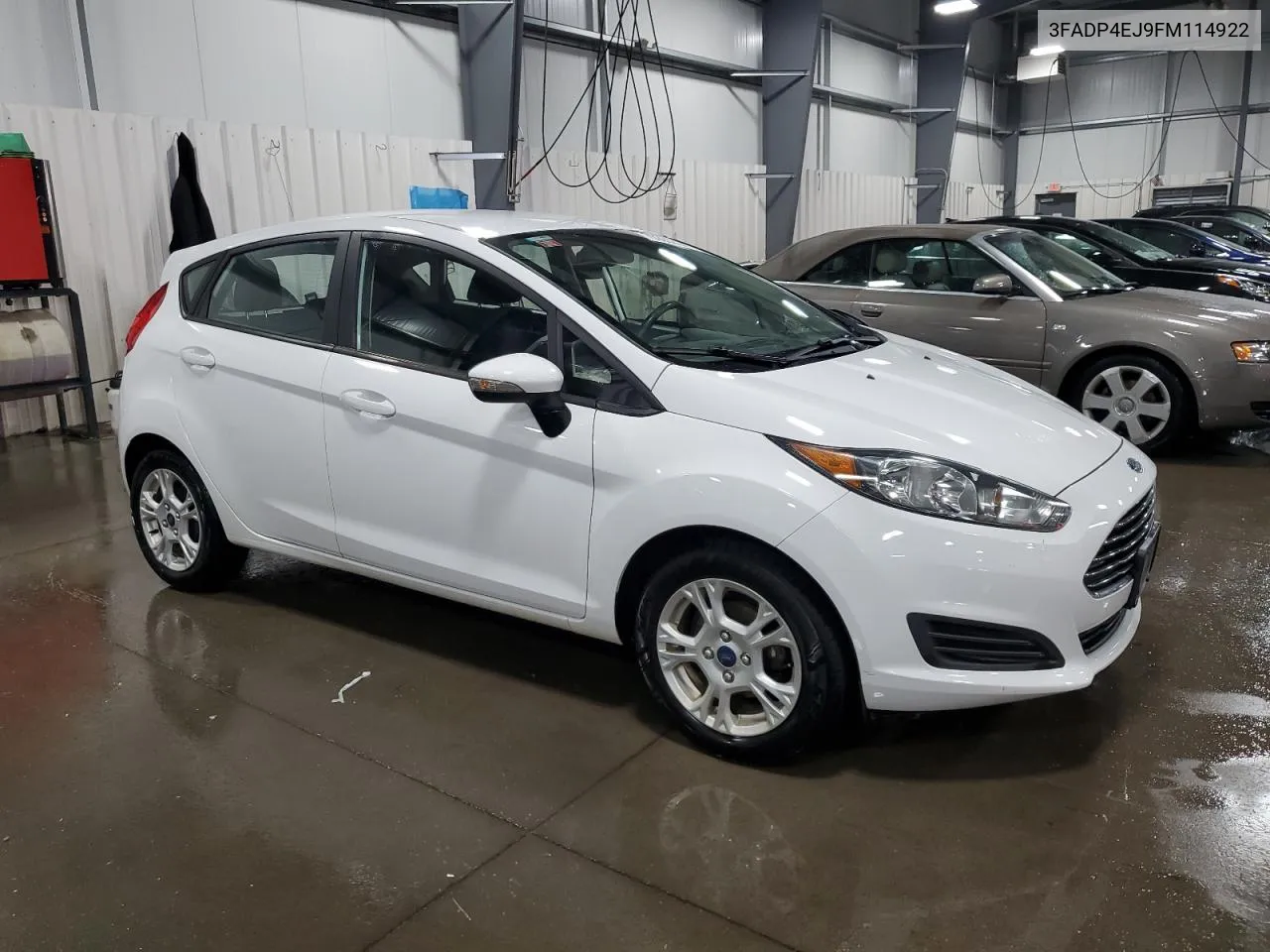 3FADP4EJ9FM114922 2015 Ford Fiesta Se