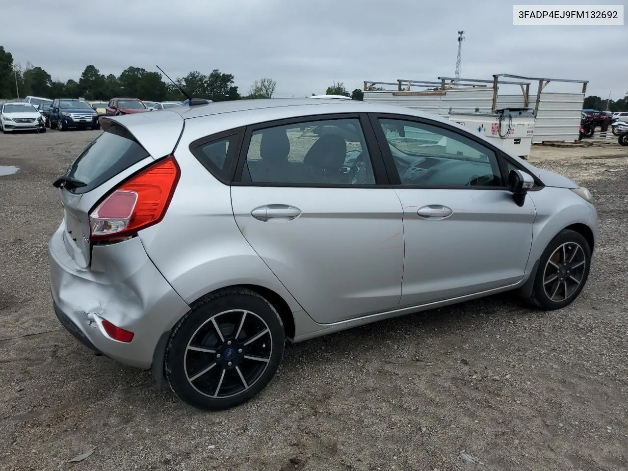 3FADP4EJ9FM132692 2015 Ford Fiesta Se