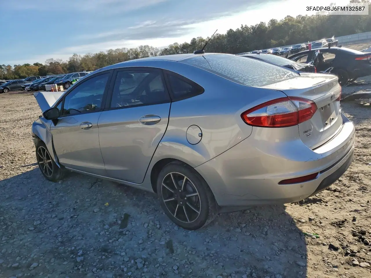3FADP4BJ6FM132587 2015 Ford Fiesta Se
