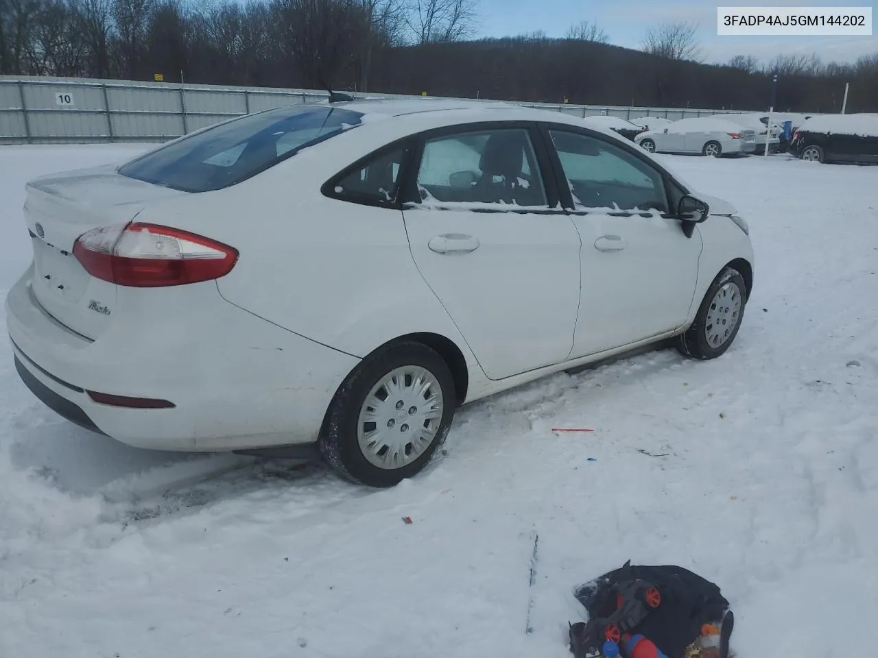 2016 Ford Fiesta S VIN: 3FADP4AJ5GM144202 Lot: 37524974