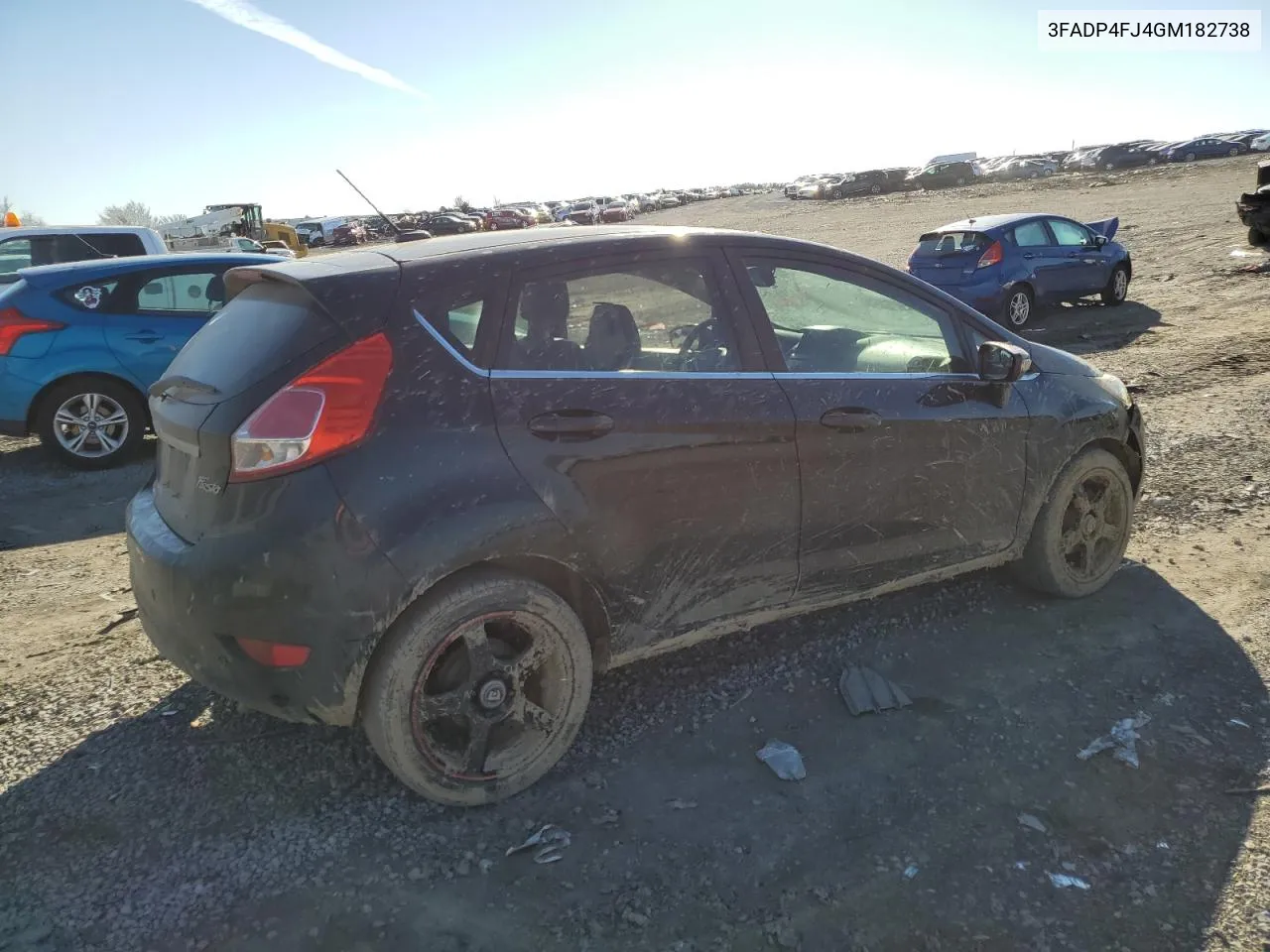 3FADP4FJ4GM182738 2016 Ford Fiesta Titanium