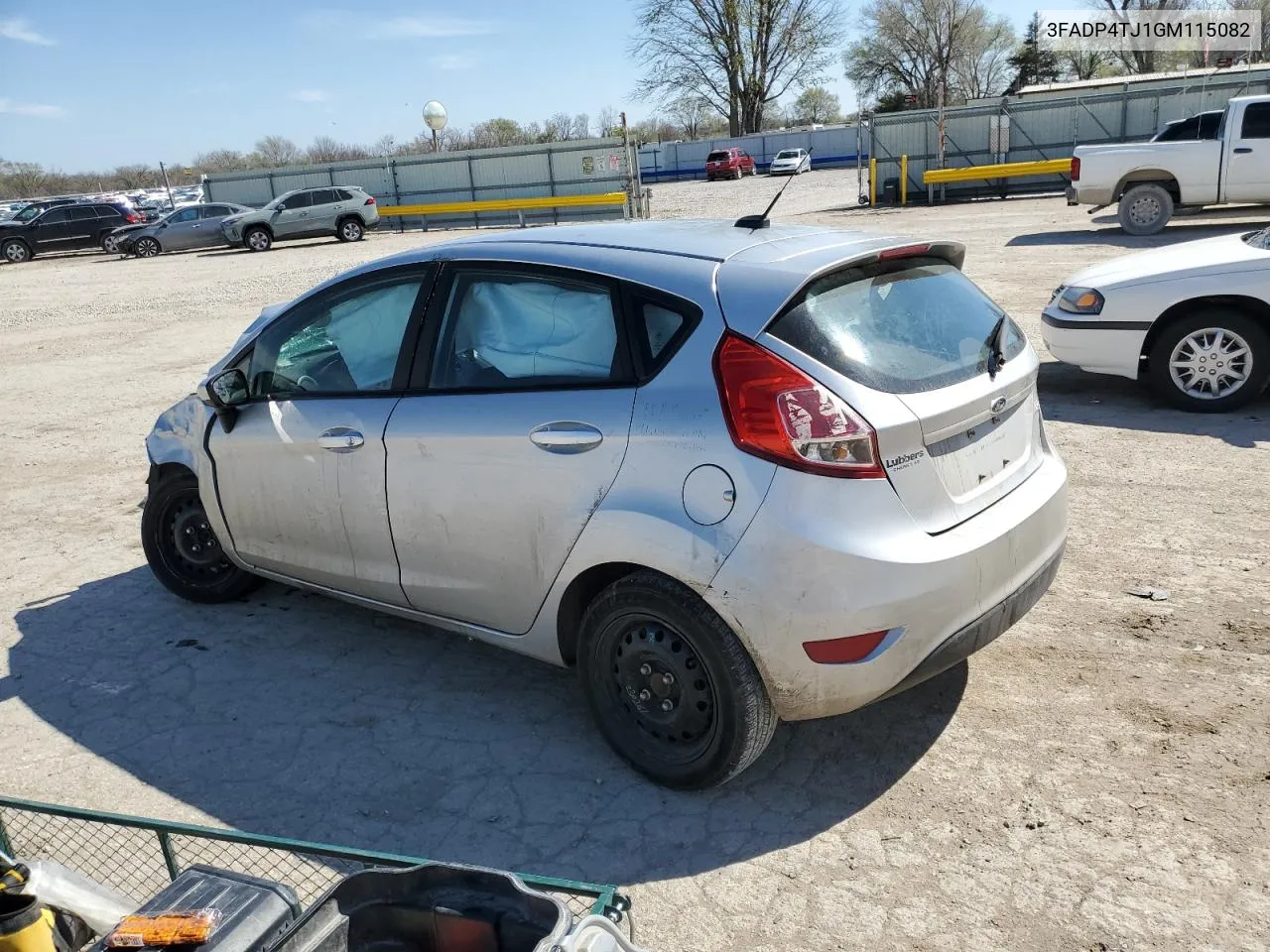 3FADP4TJ1GM115082 2016 Ford Fiesta S