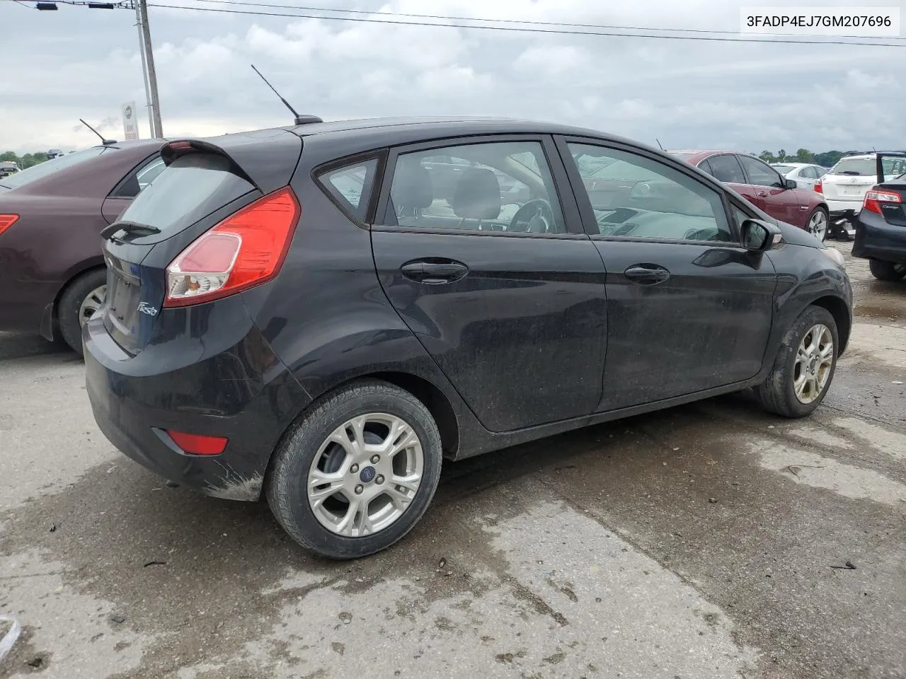 3FADP4EJ7GM207696 2016 Ford Fiesta Se