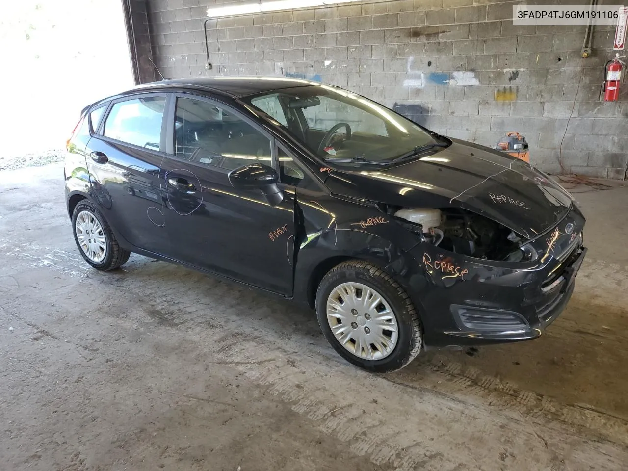 3FADP4TJ6GM191106 2016 Ford Fiesta S