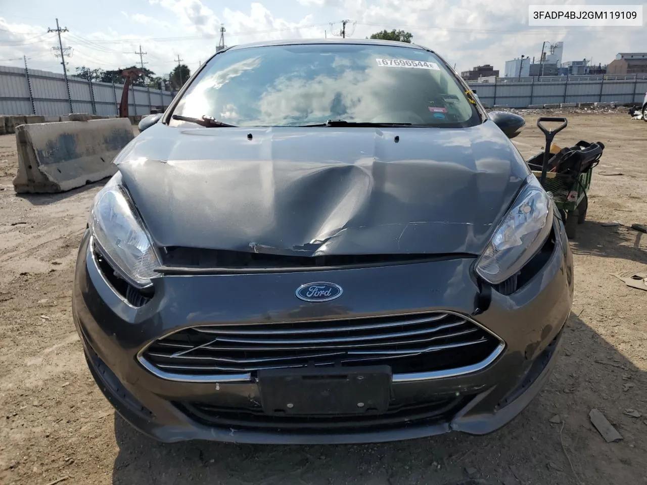 3FADP4BJ2GM119109 2016 Ford Fiesta Se