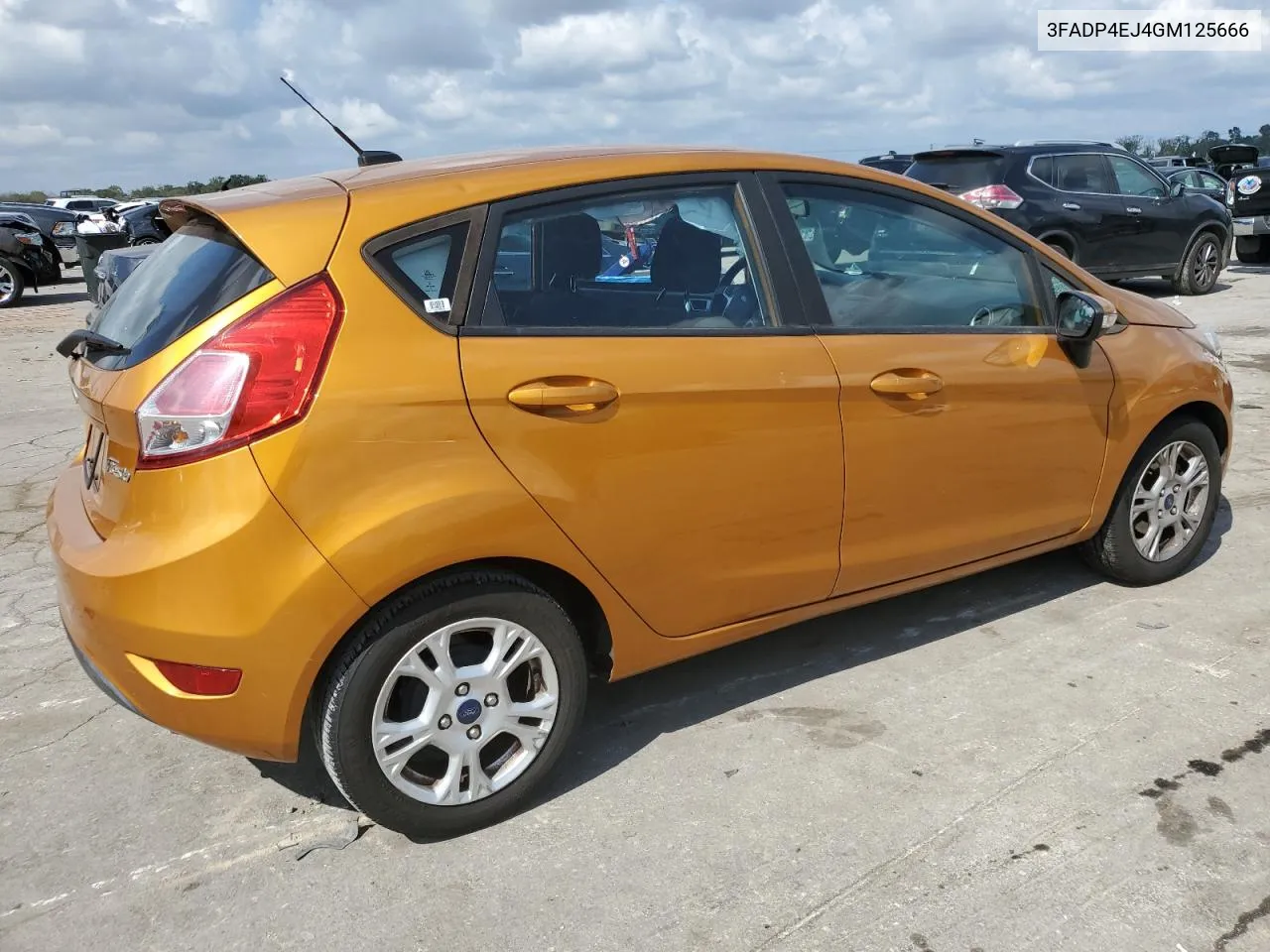 3FADP4EJ4GM125666 2016 Ford Fiesta Se