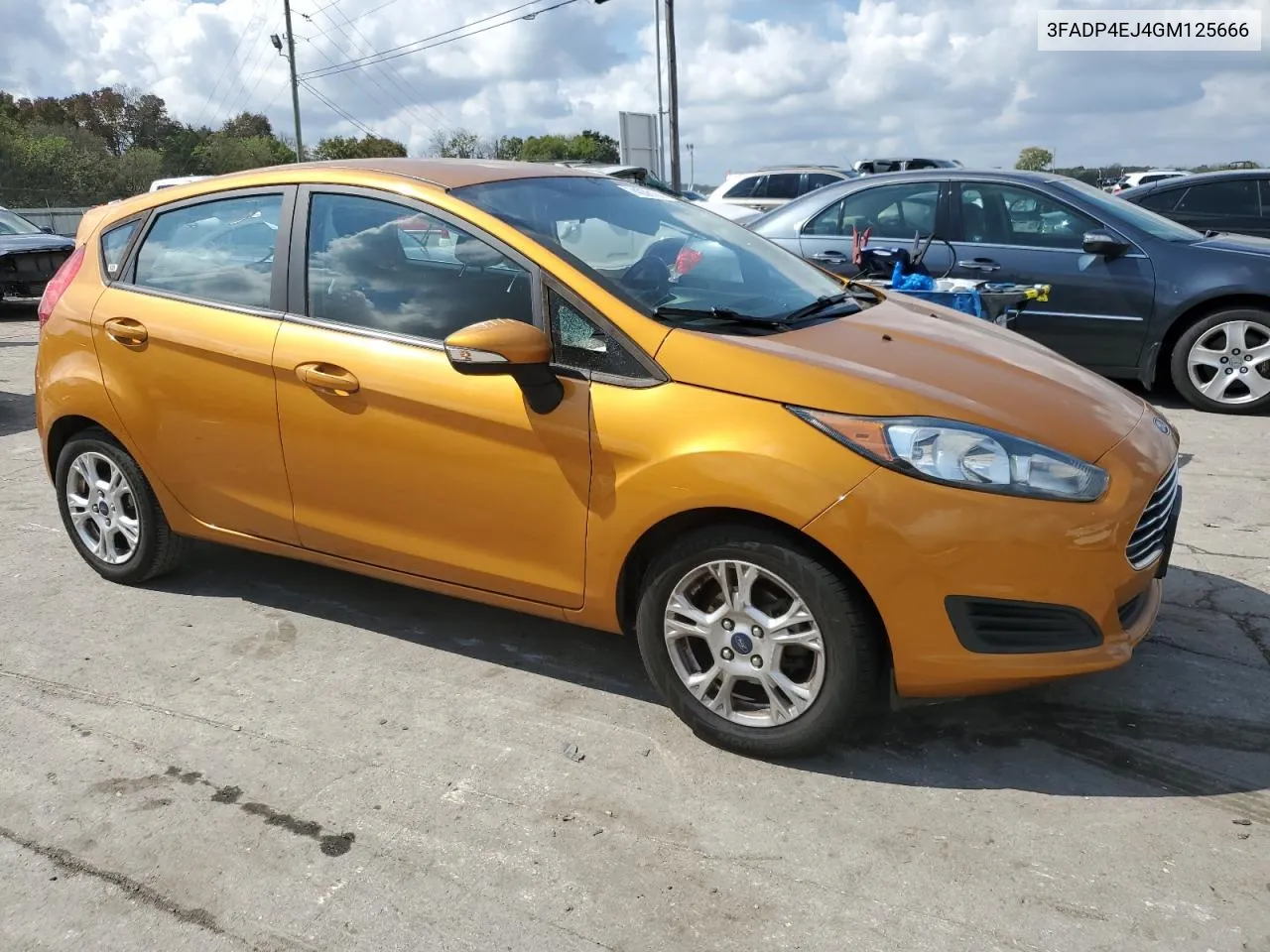 3FADP4EJ4GM125666 2016 Ford Fiesta Se