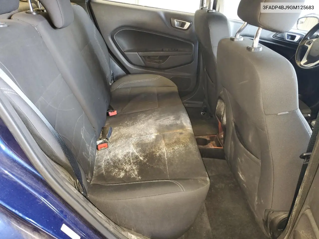 3FADP4BJ9GM125683 2016 Ford Fiesta Se