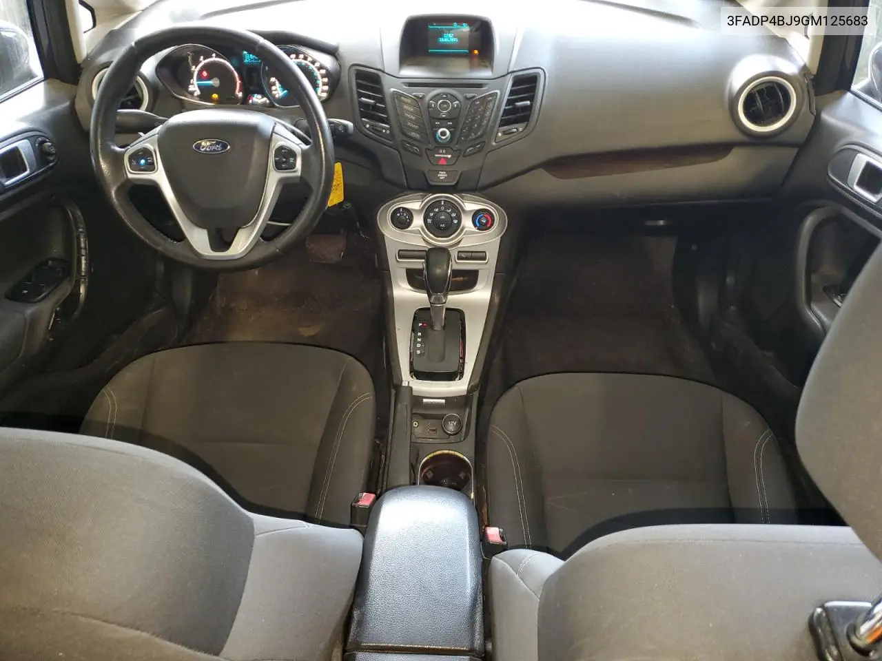 3FADP4BJ9GM125683 2016 Ford Fiesta Se