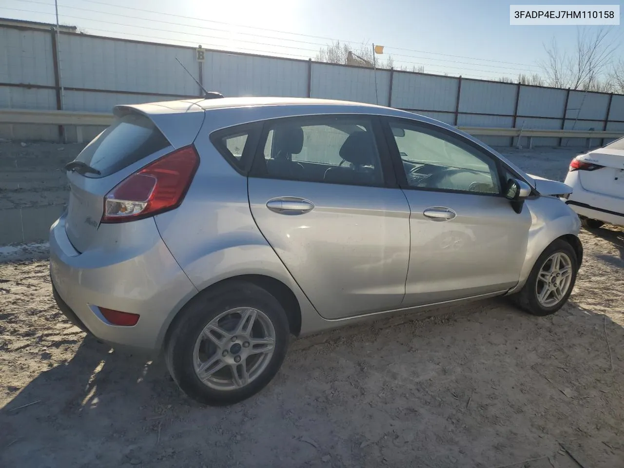 3FADP4EJ7HM110158 2017 Ford Fiesta Se