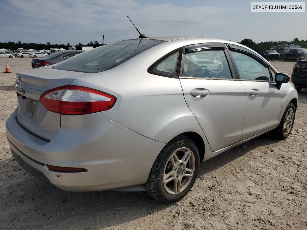 2017 Ford Fiesta Se VIN: 3FADP4BJ1HM130569 Lot: 49105444