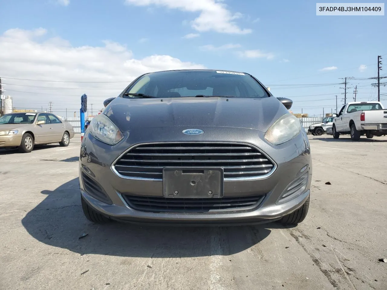 3FADP4BJ3HM104409 2017 Ford Fiesta Se