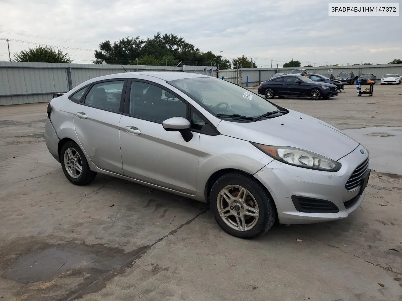 3FADP4BJ1HM147372 2017 Ford Fiesta Se