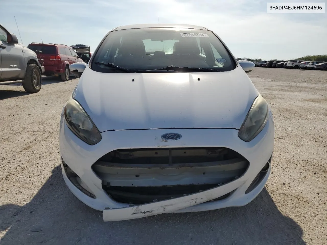 3FADP4EJ6HM124696 2017 Ford Fiesta Se