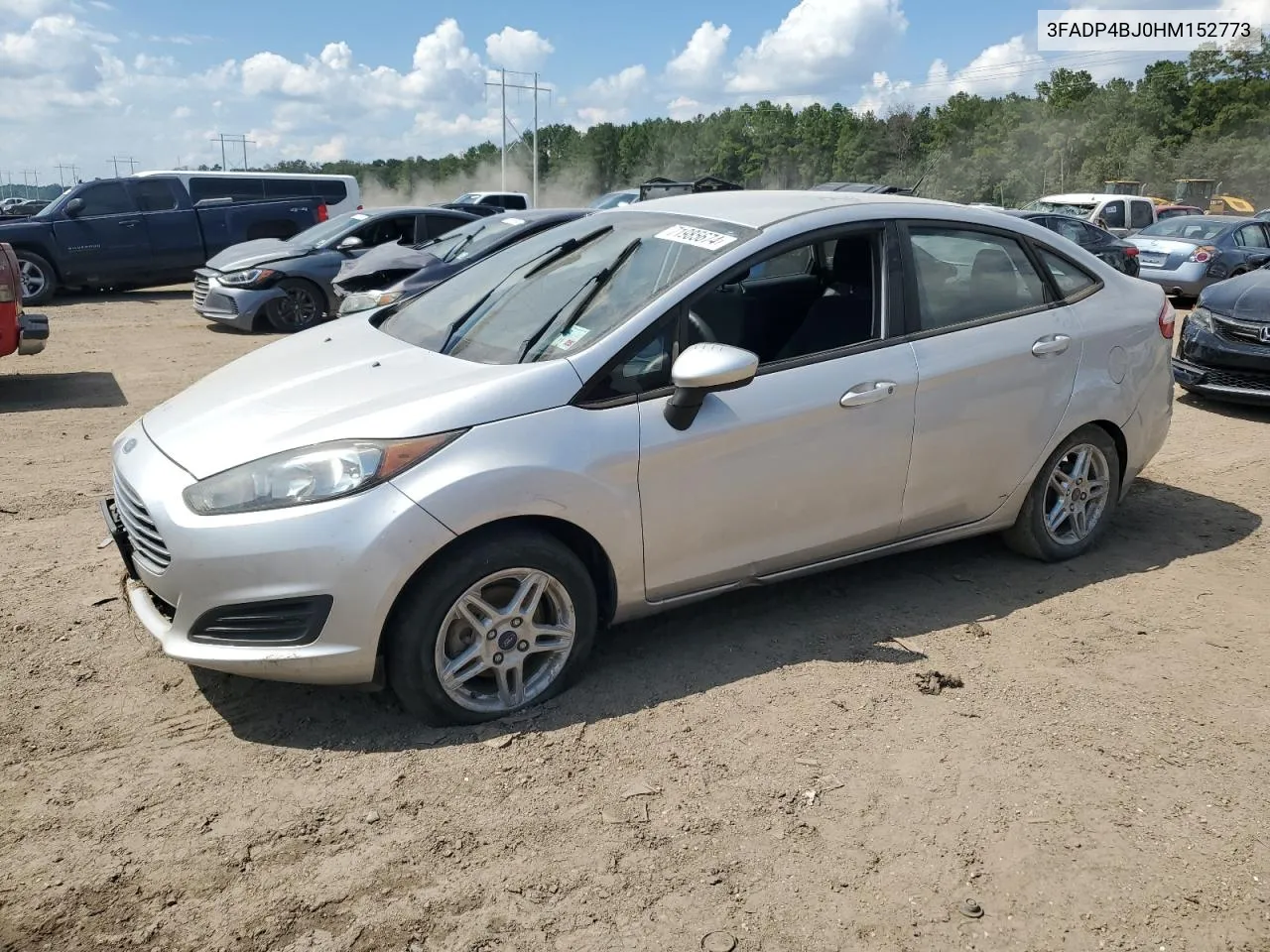 3FADP4BJ0HM152773 2017 Ford Fiesta Se